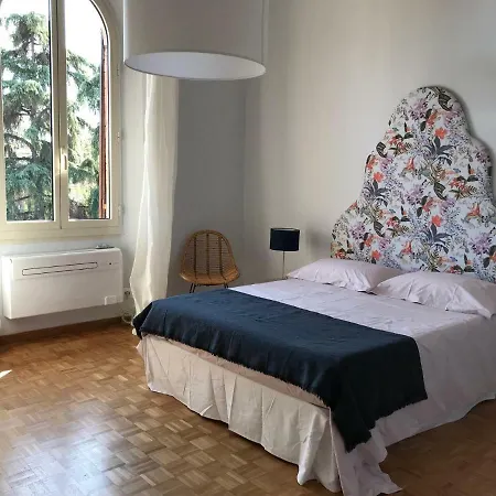 Luminosa Casa Gabriella Bologna